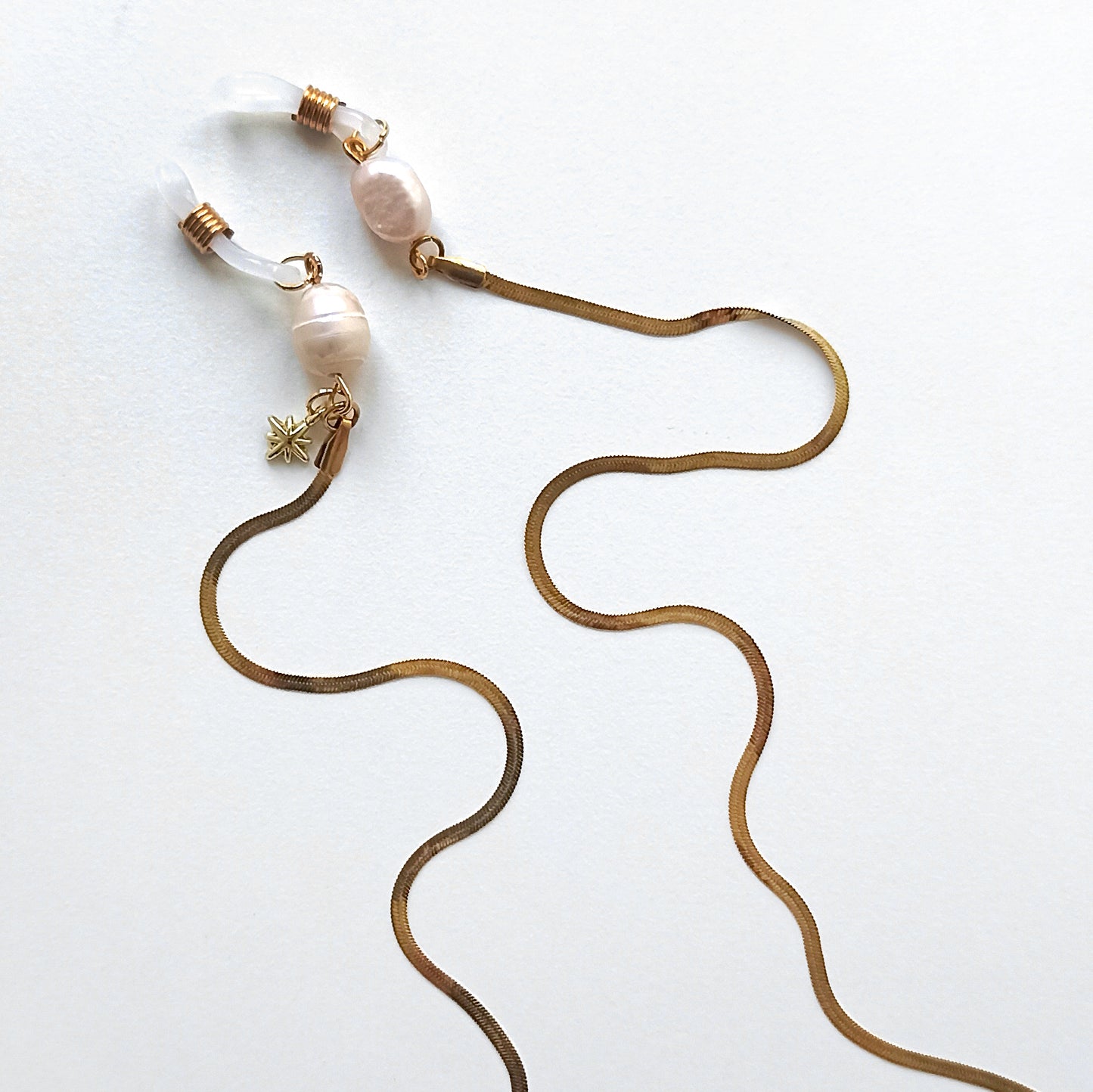 Pearl glasses chain