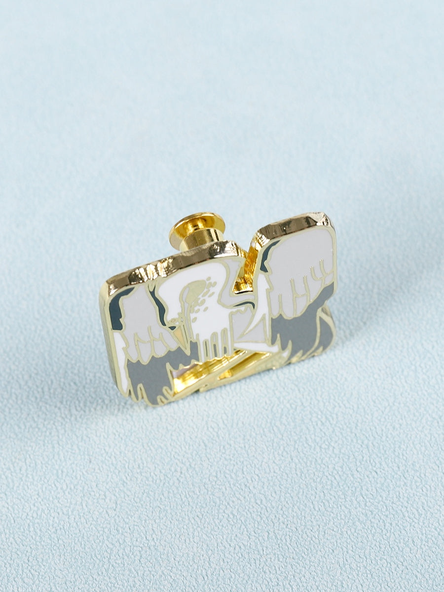 Broche en émail Héron