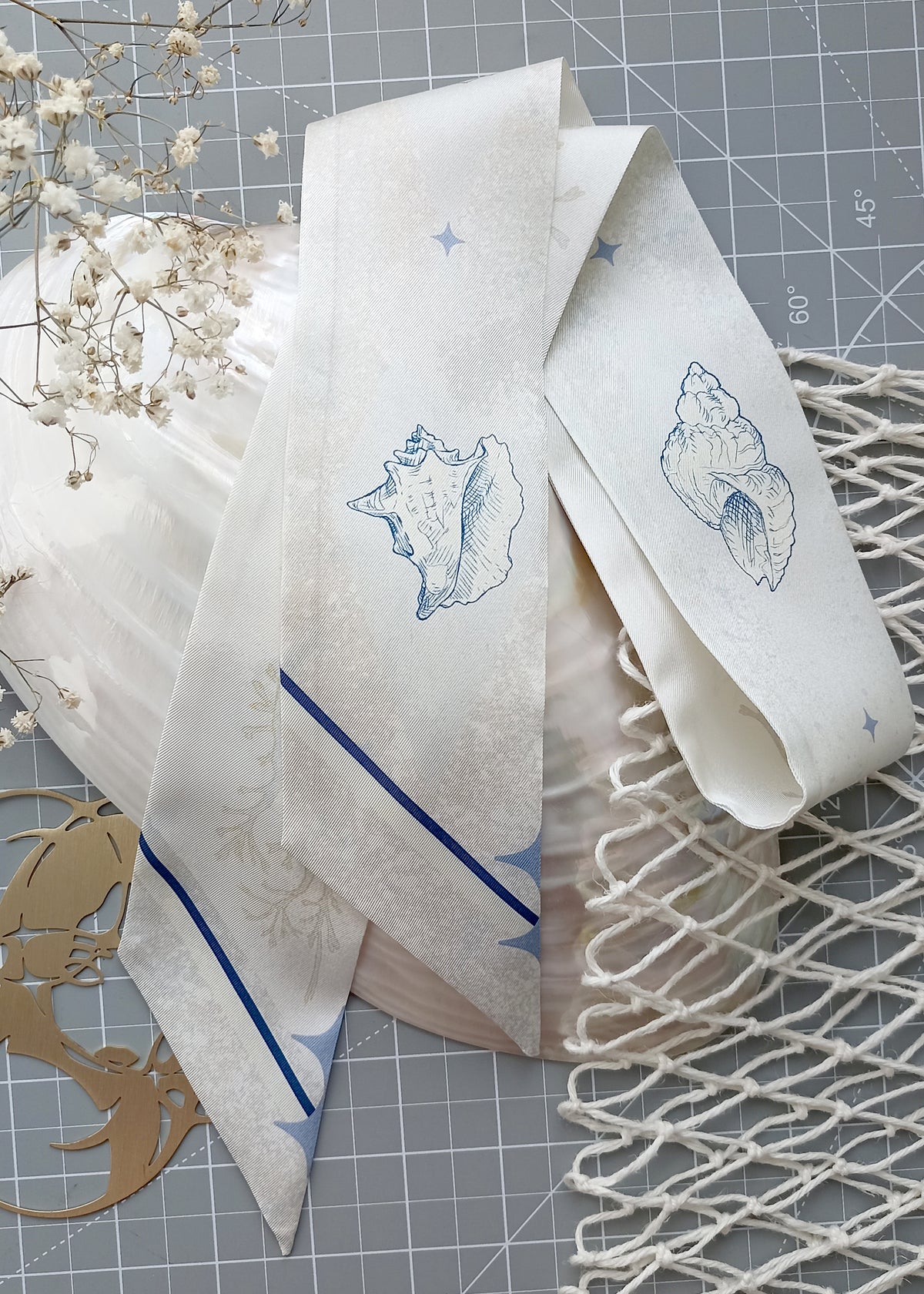 Pearl white - Silk Twilly